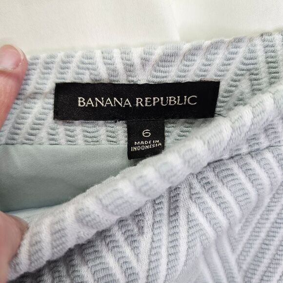 Banana Republic Blue Chevron Pencil Skirt Size 6 - Picture 4 of 11